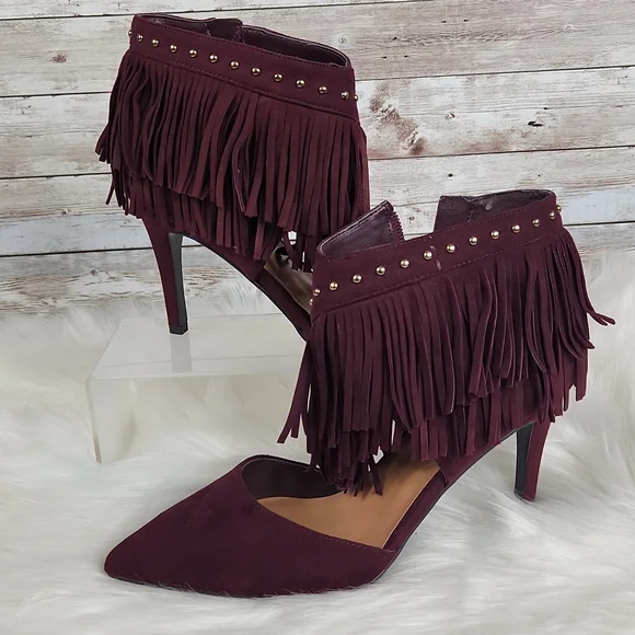 Nine West, women's Burgandy fringed suede heels, small gold hardware, Sz 6 1/2 - Picture 1 of 11